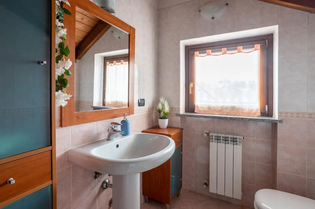 Apartamento 10' From Malpensa Shuttle, Netflix & Wi-Fi Casorate Sempione
