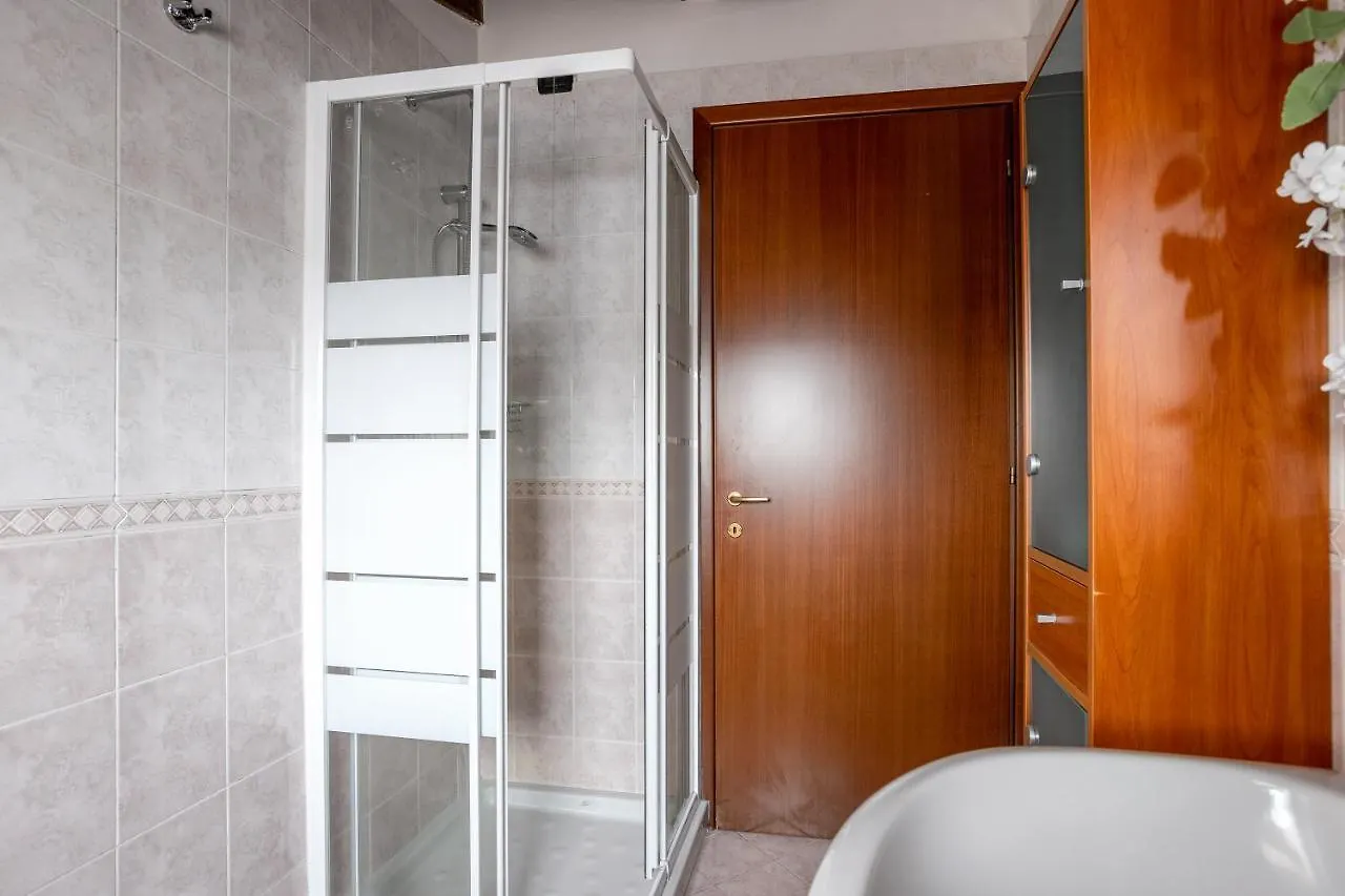 Apartamento 10' From Malpensa Shuttle, Netflix & Wi-Fi Casorate Sempione 0*,